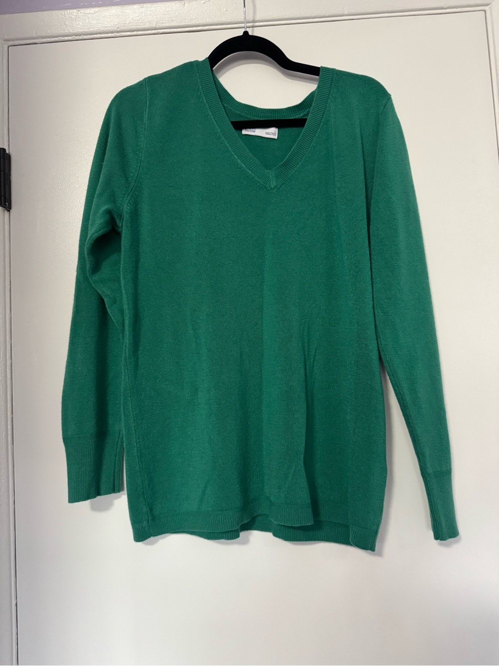 croft & barrow Women's V-Neck Sweater in Green